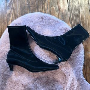 Toteme look alike black kitten ankle booties.